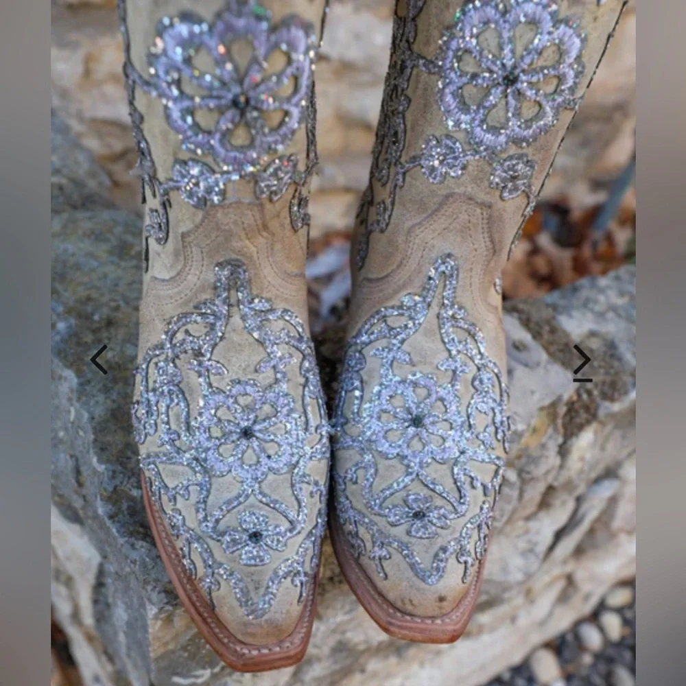 ๐คNIB Corral Bone Overlay & Embroidery Floral Boots๐ค - Picture 11 of 17